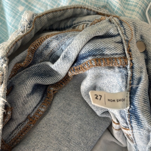 PacSun Blue Jean Shorts Distressed High-Waisted Mom Short size 27 - Picture 4 of 7